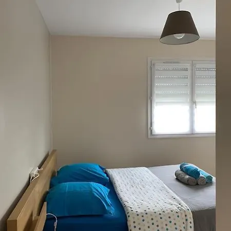 Appartement Climatise Avec Terrasse Cours  Exterior photo
