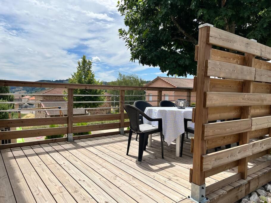 Climatise Avec Terrasse Apartment *